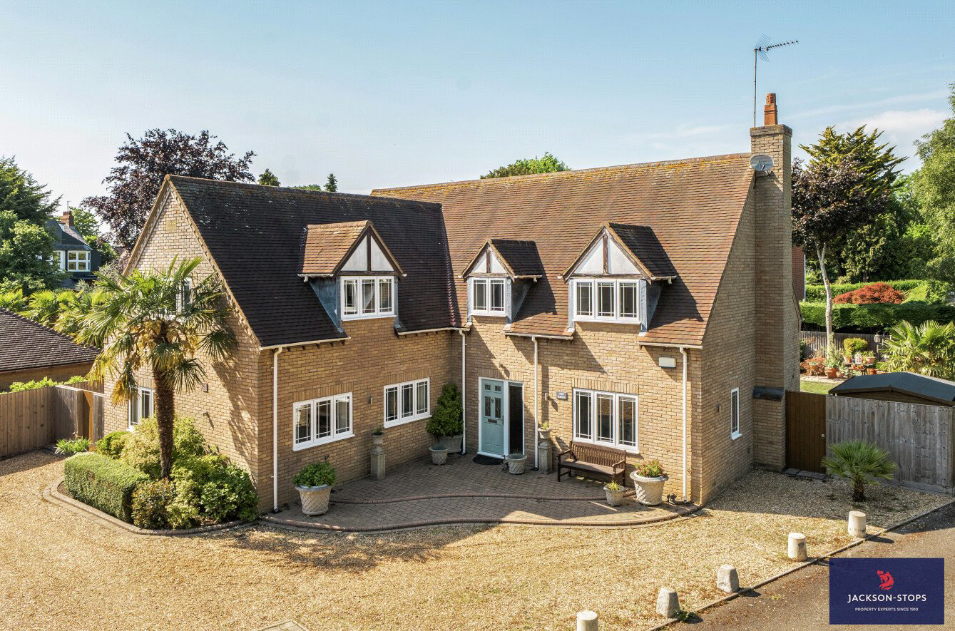 Anchor Drive, Northampton, Northamptonshire, NN2