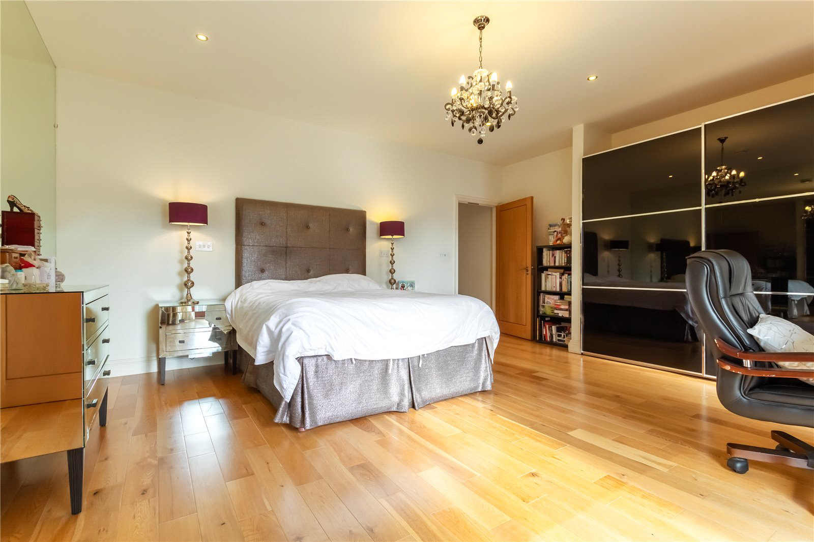 Cefn Coed Crescent, Cyncoed, Cardiff, CF23, photo 18