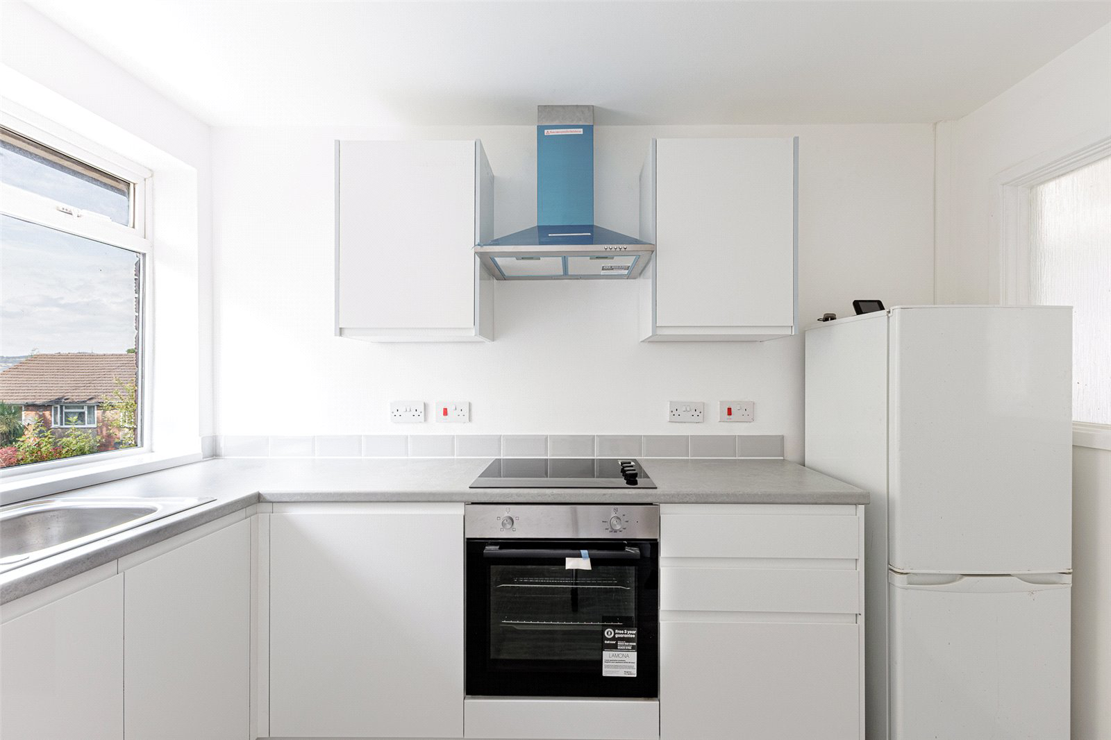 Pennant Crescent, Lakeside, Cardiff, CF23, photo 6
