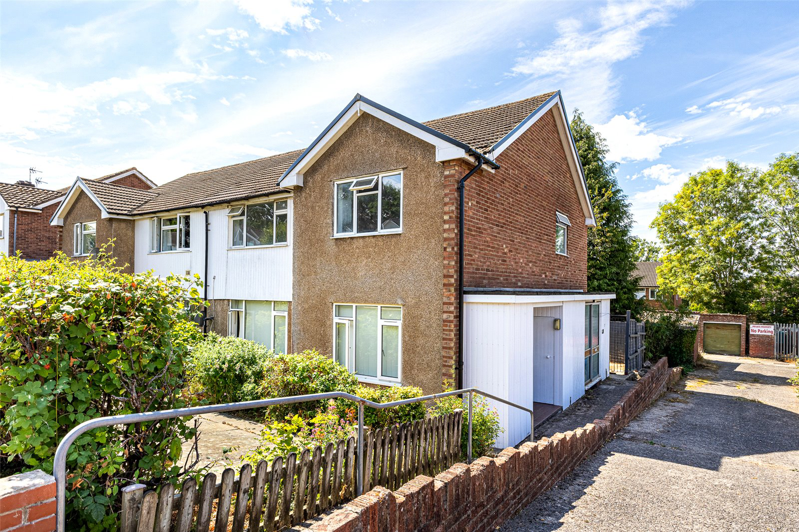Pennant Crescent, Lakeside, Cardiff, CF23