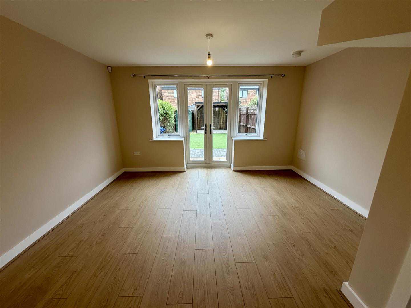Swan Road, Lakeside, Doncaster, photo 3