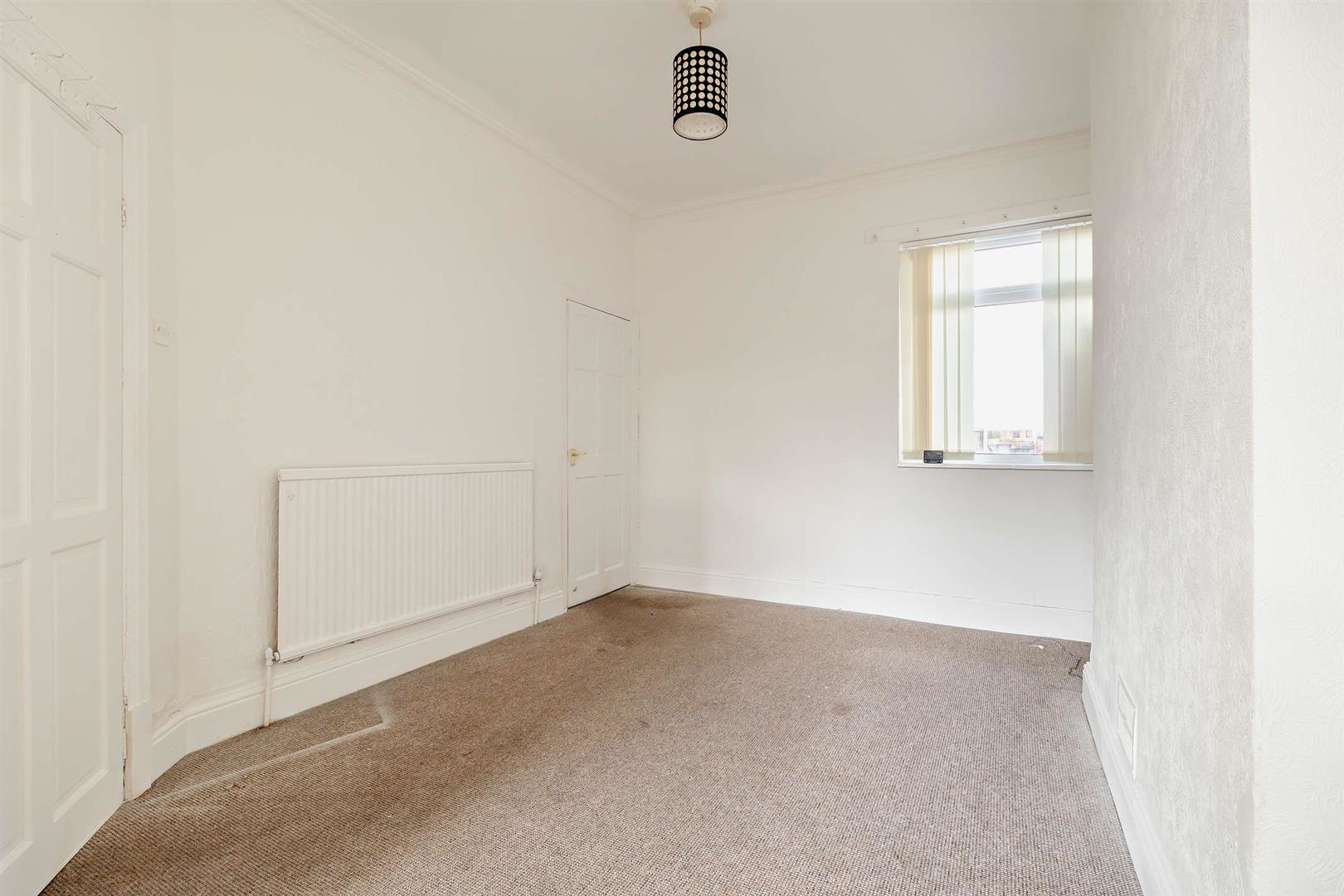 Springwell Lane, Balby, Doncaster, photo 3