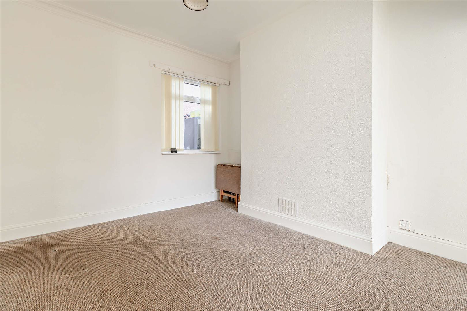 Springwell Lane, Balby, Doncaster, photo 4