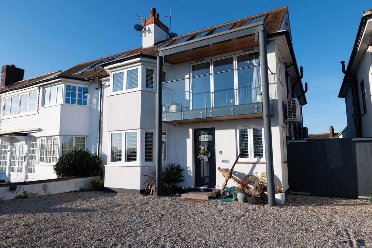 Marine Parade, Leigh-on-sea, SS9 2