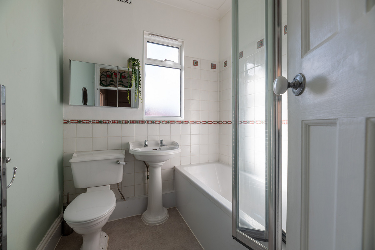 Westleigh Avenue, Leigh-on-sea, SS9 2, photo 8