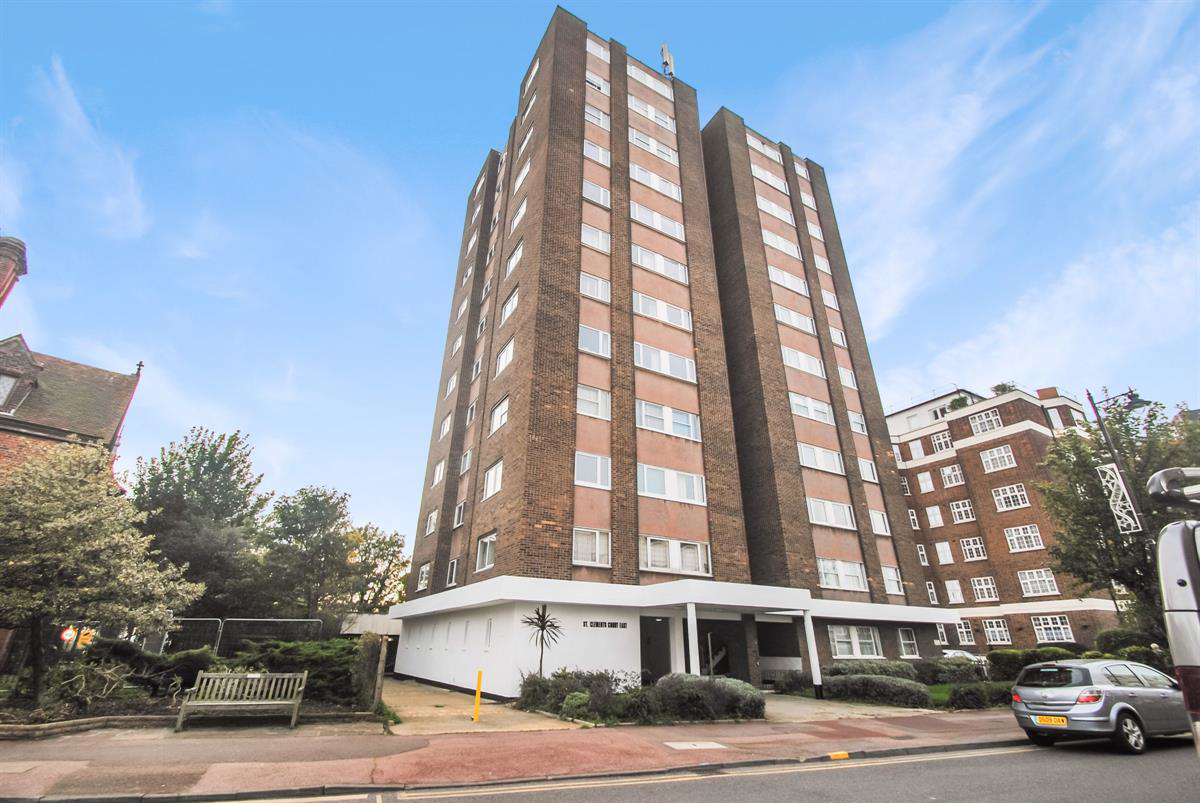St. Clements Court East