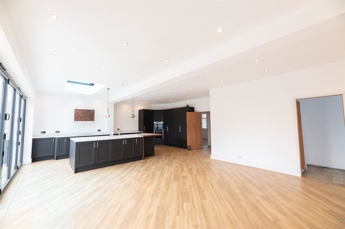 Walker Drive, Leigh-on-Sea, photo 16