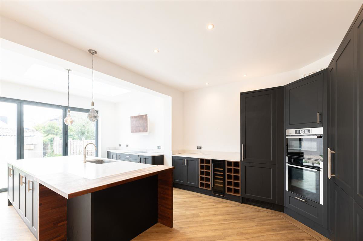 Walker Drive, Leigh-on-Sea, photo 5