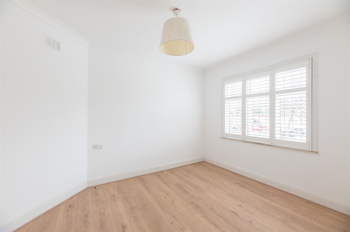 Walker Drive, Leigh-on-Sea, photo 8