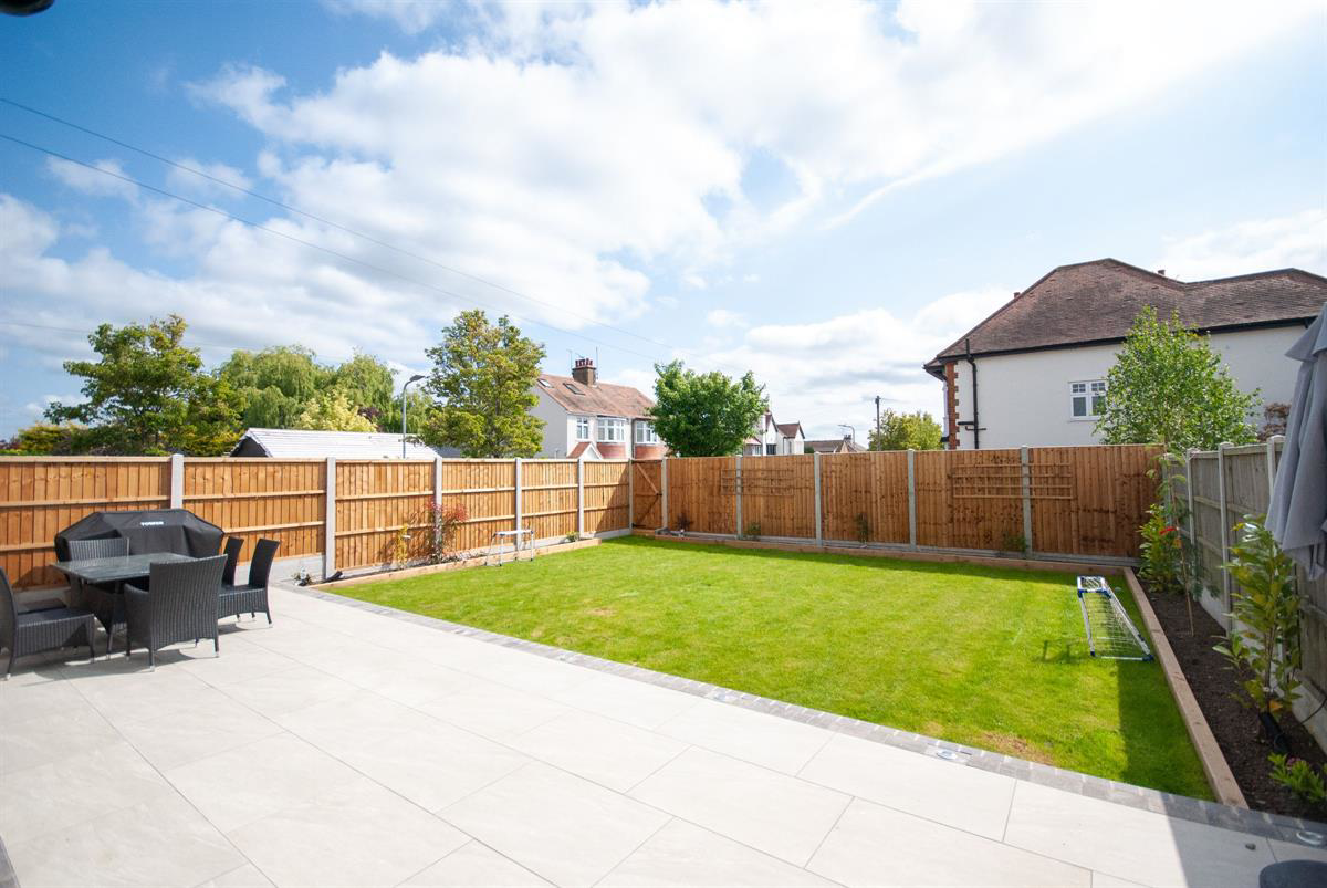 Stirling Avenue, Leigh-on-Sea, photo 21