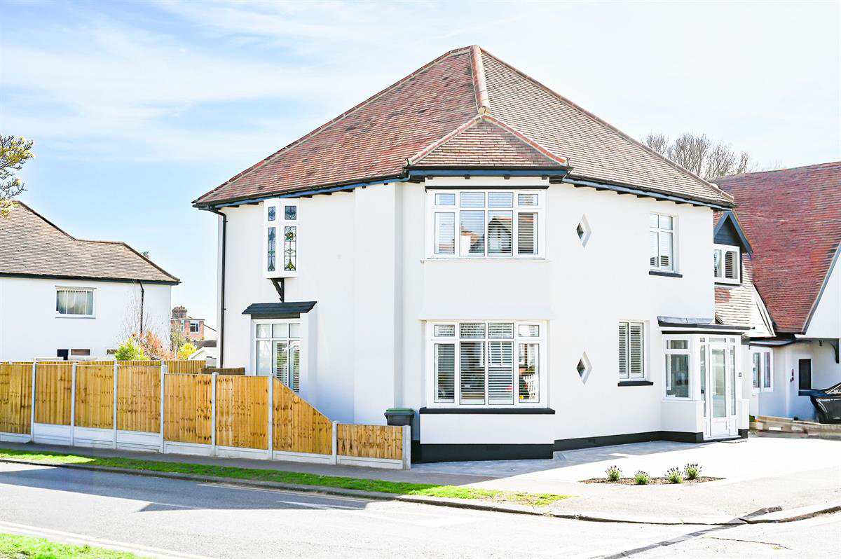 Stirling Avenue, Leigh-on-Sea