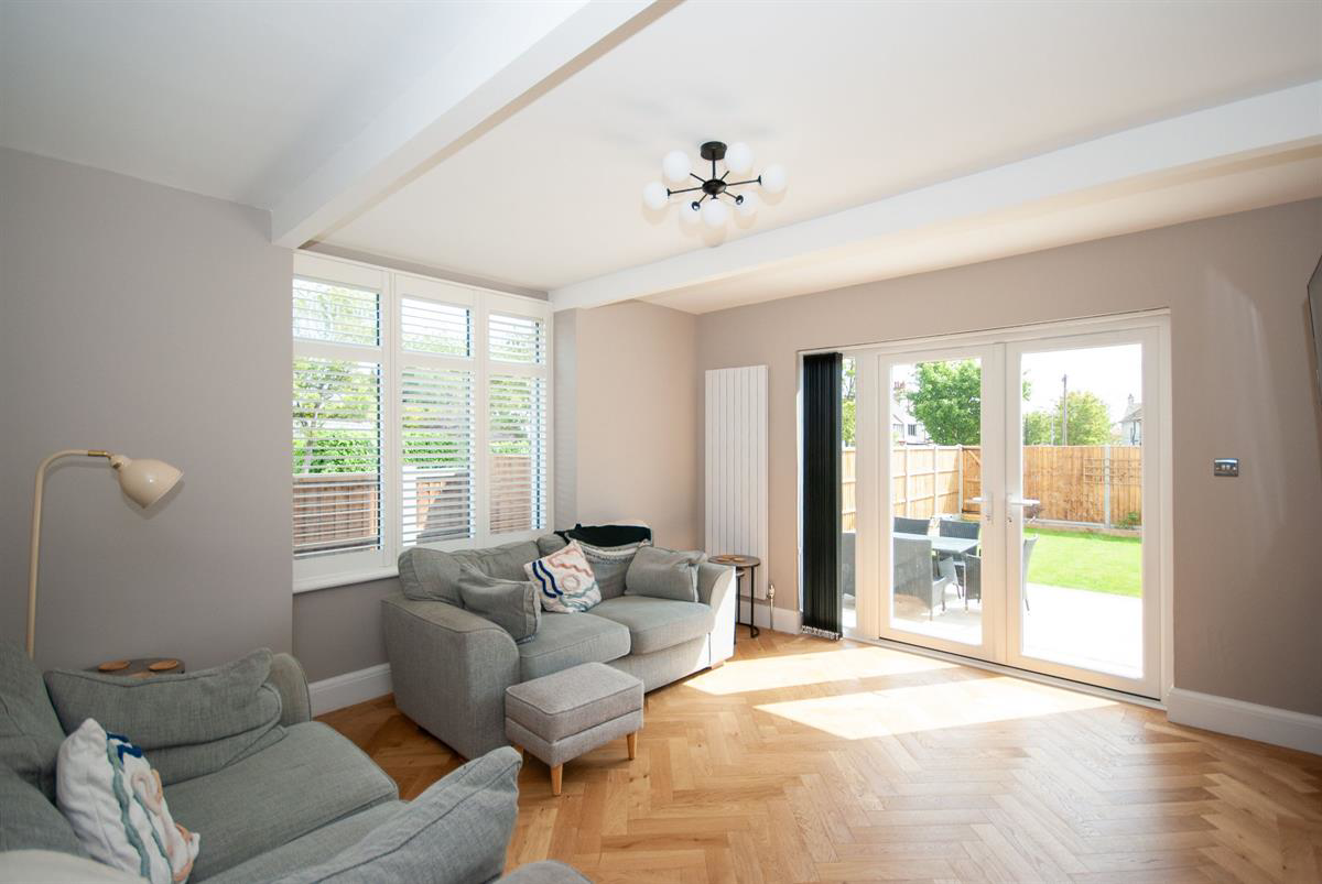 Stirling Avenue, Leigh-on-Sea, photo 3