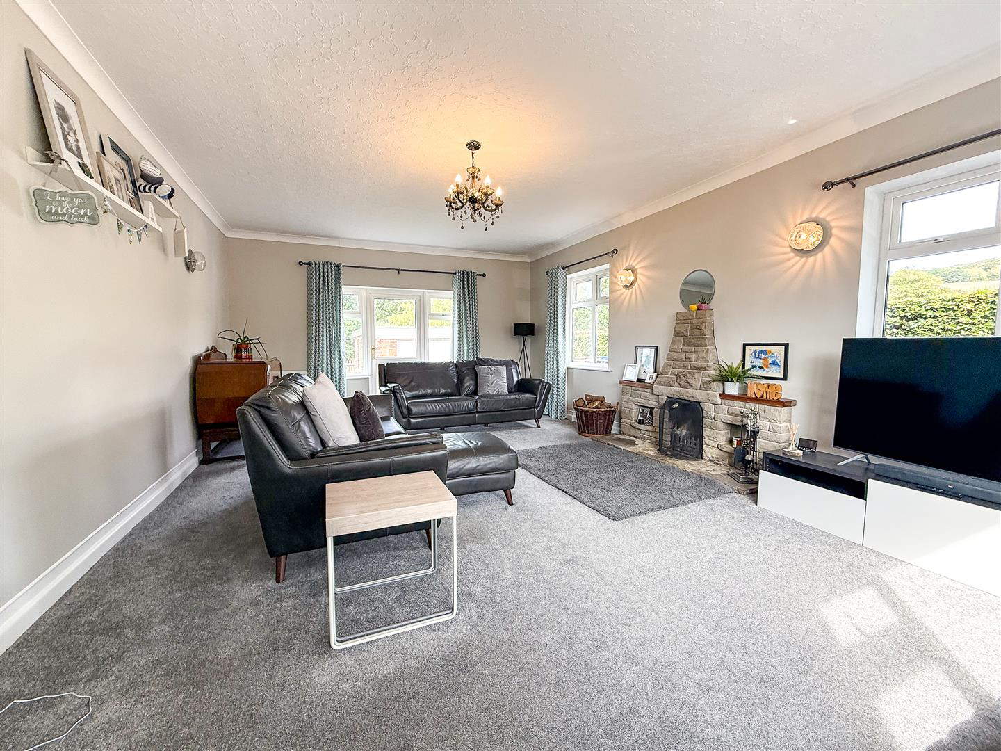 Woodhouse Lane, Biddulph, ST8 7RJ, photo 3