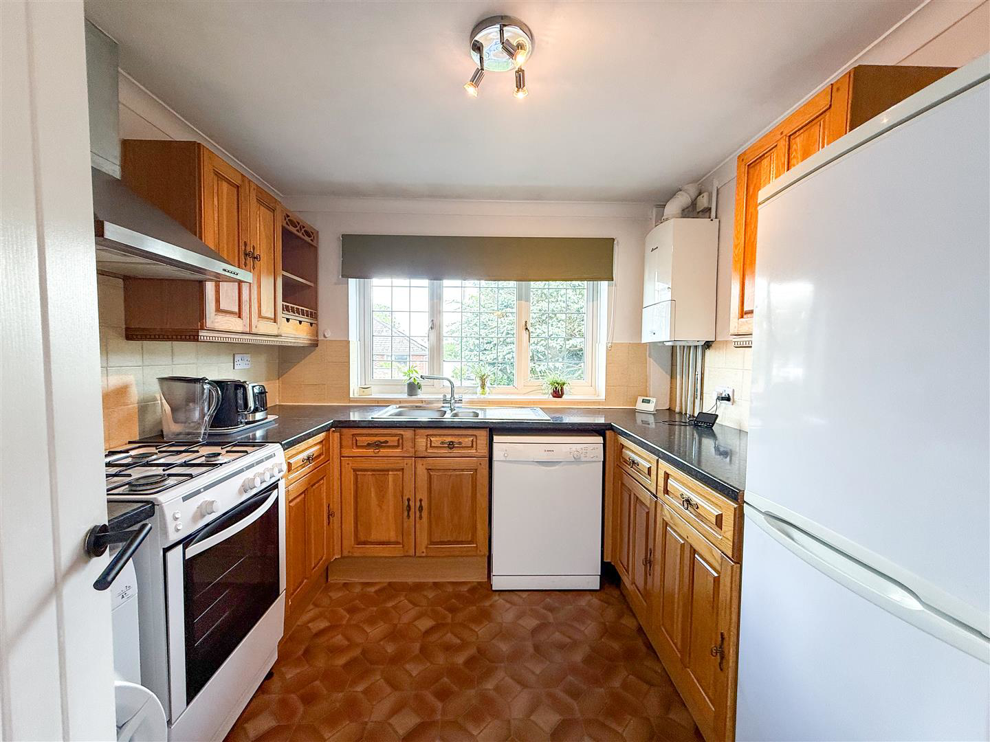 James Way, Knypersley, ST8 6NU, photo 3