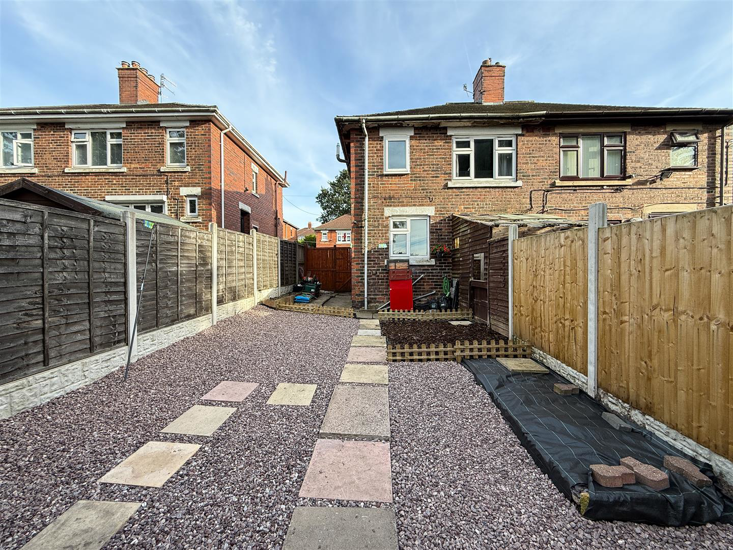 Dale Avenue, Ball Green, photo 5