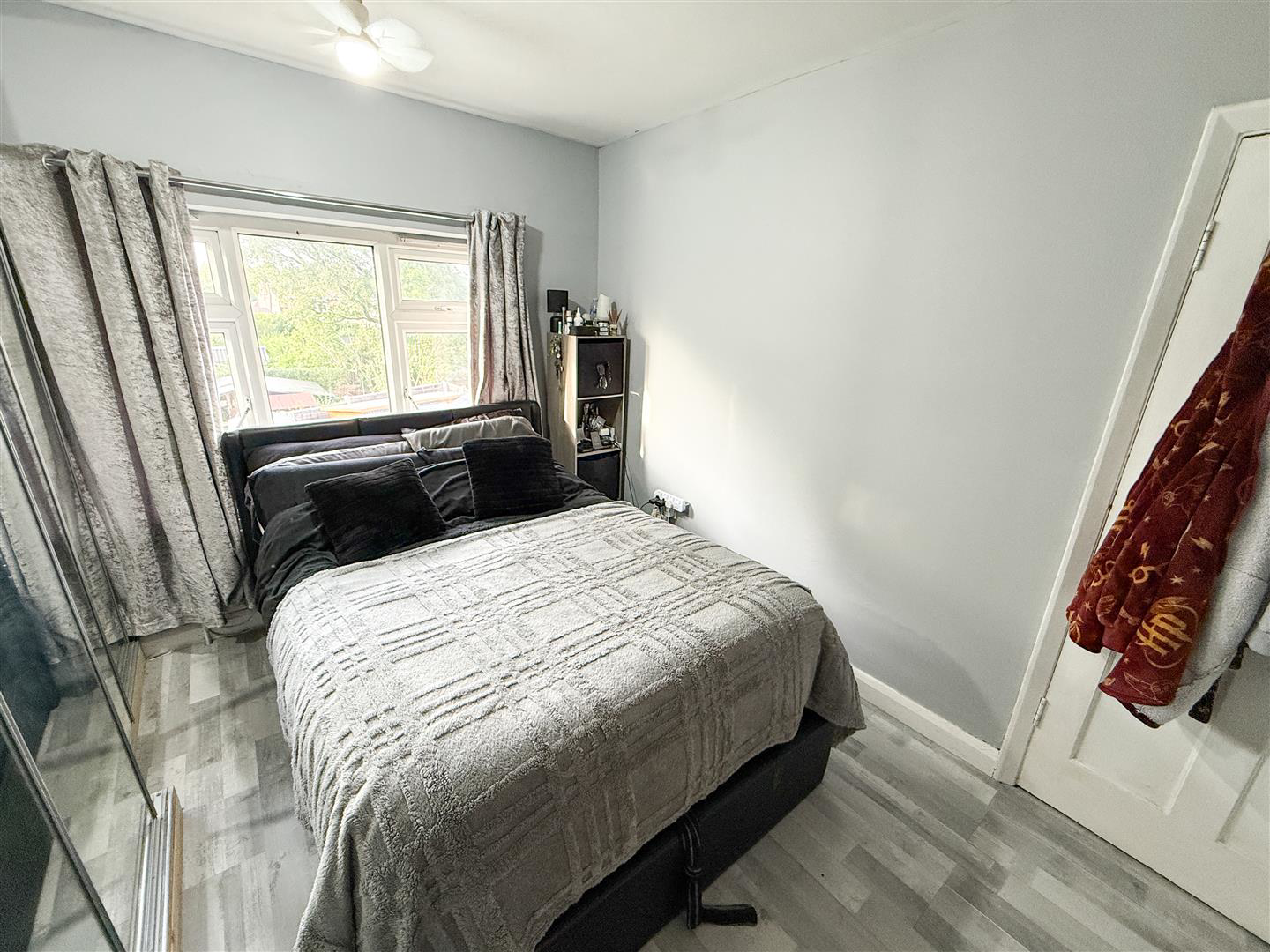Dale Avenue, Ball Green, photo 12