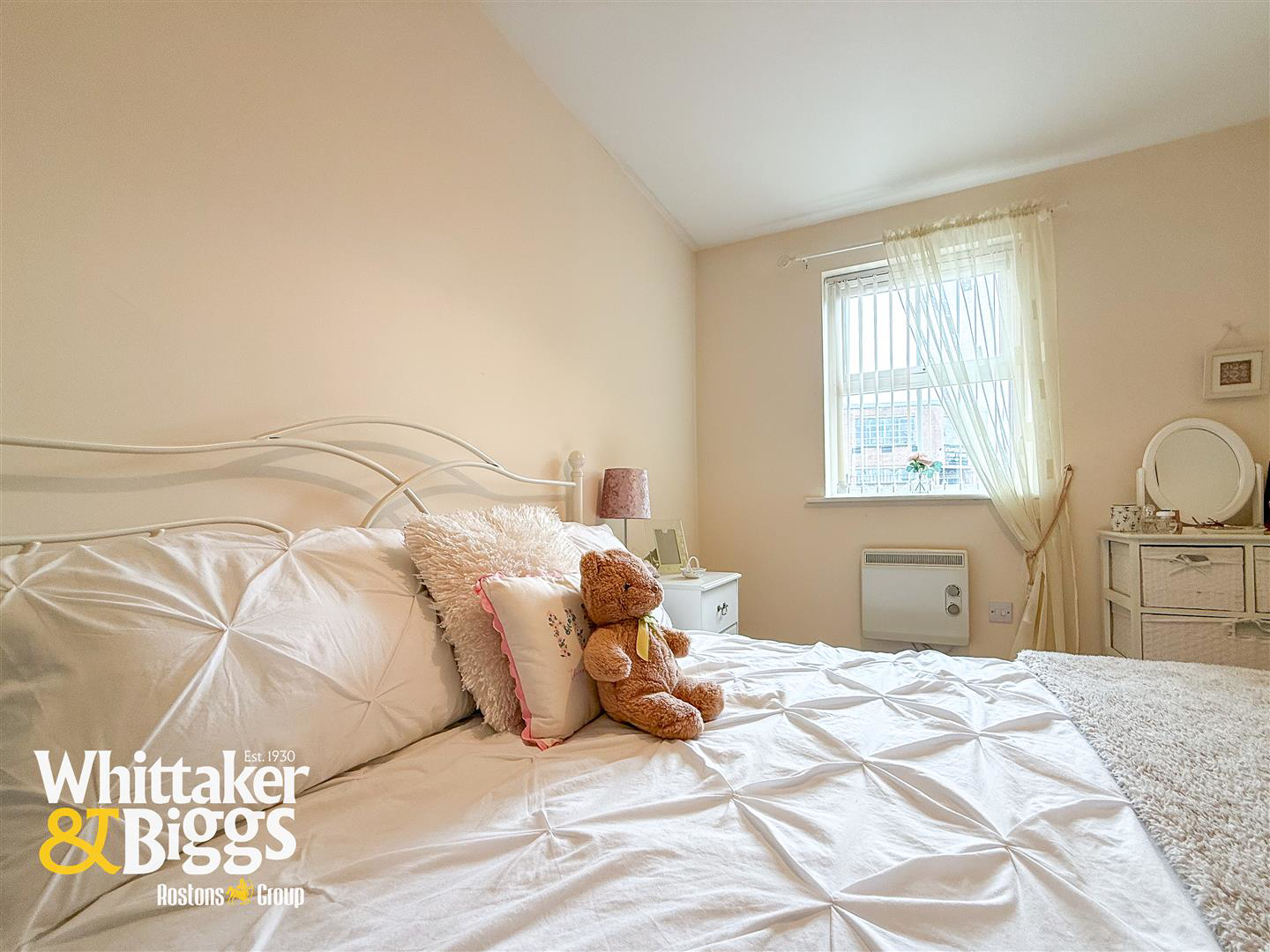 Fairfax Close, Biddulph, Stoke-On-Trent, photo 15