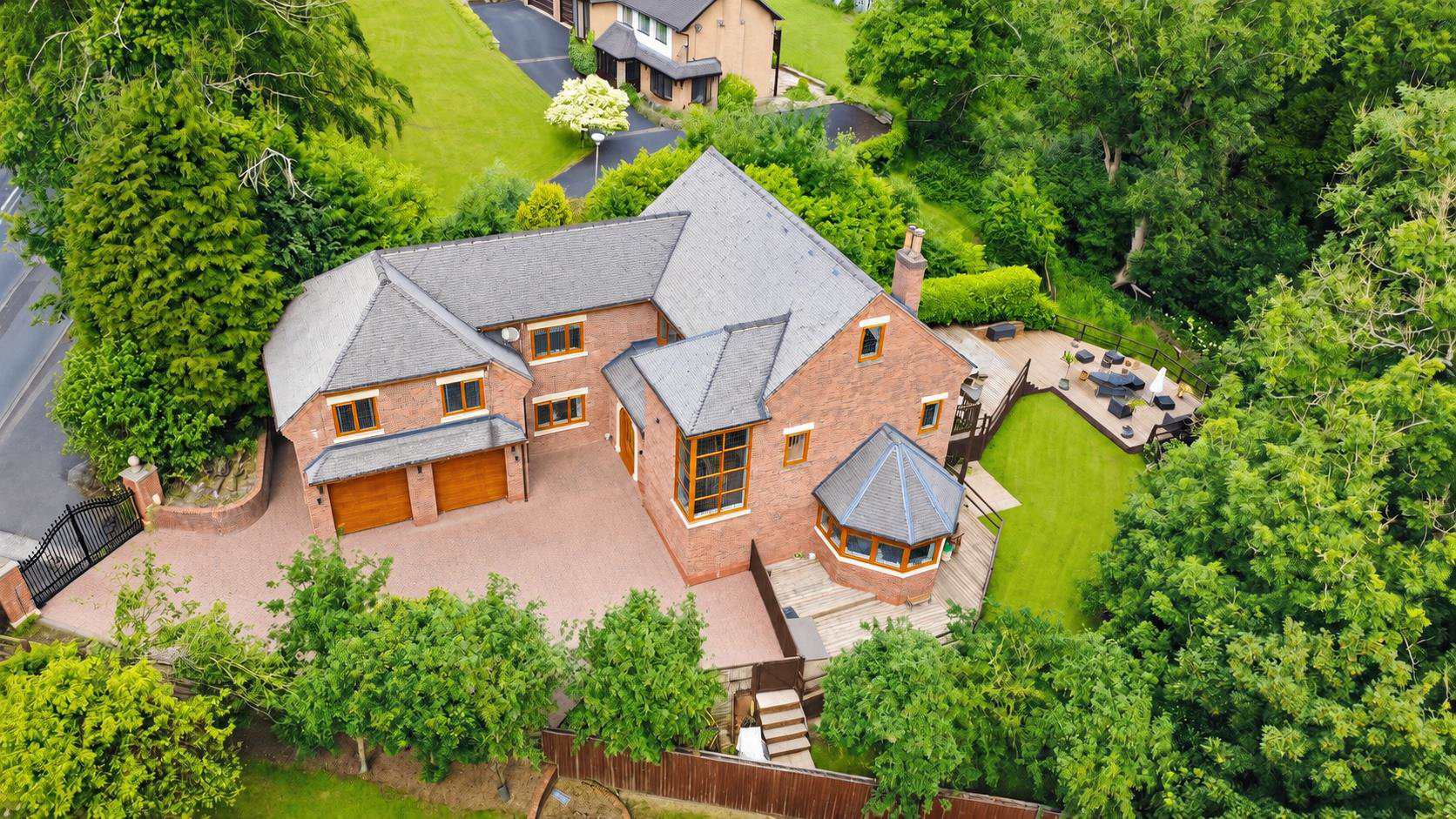 The Willows, Clay Lake, Endon, ST9 9DD, photo 2