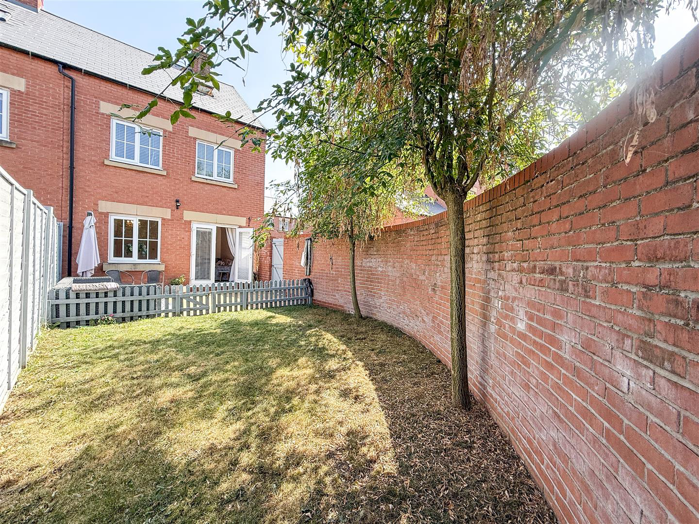 Zurich Avenue, Biddulph, ST8 7FA, photo 2