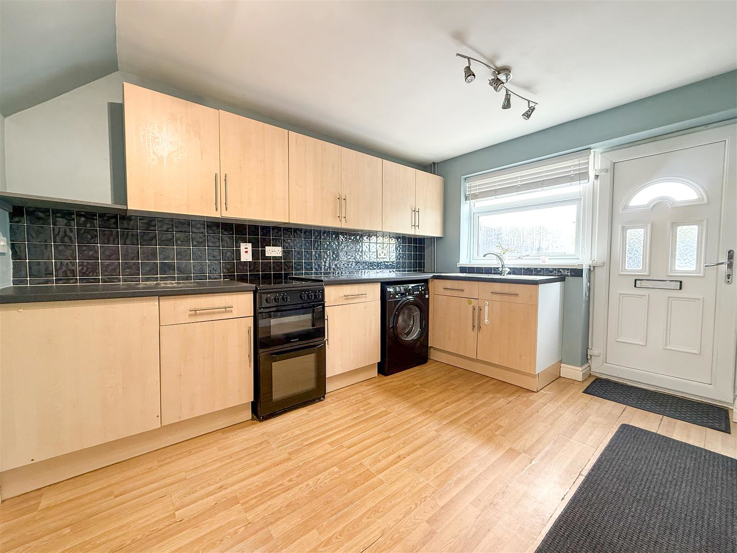Banbury Grove, Biddulph, ST8 6AE, photo 6
