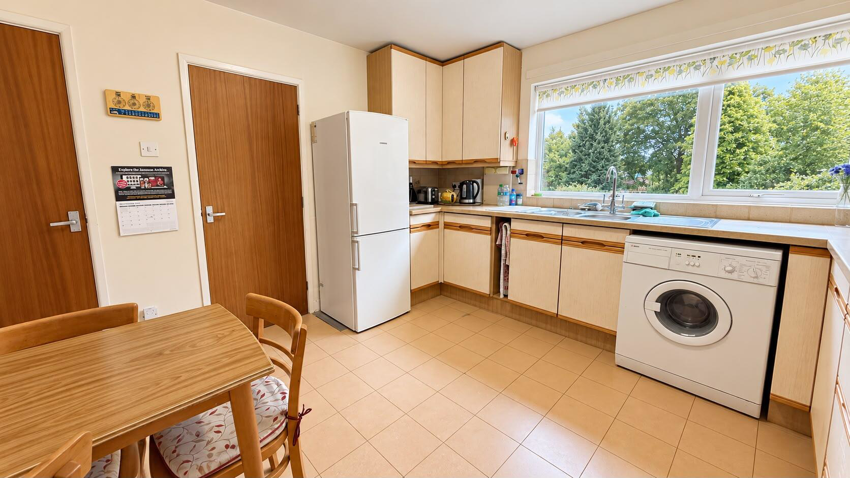 Peterborough Close, Macclesfield, photo 8