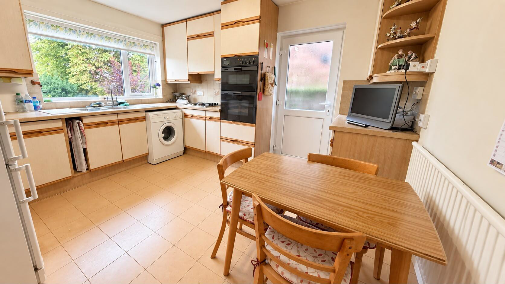 Peterborough Close, Macclesfield, photo 6