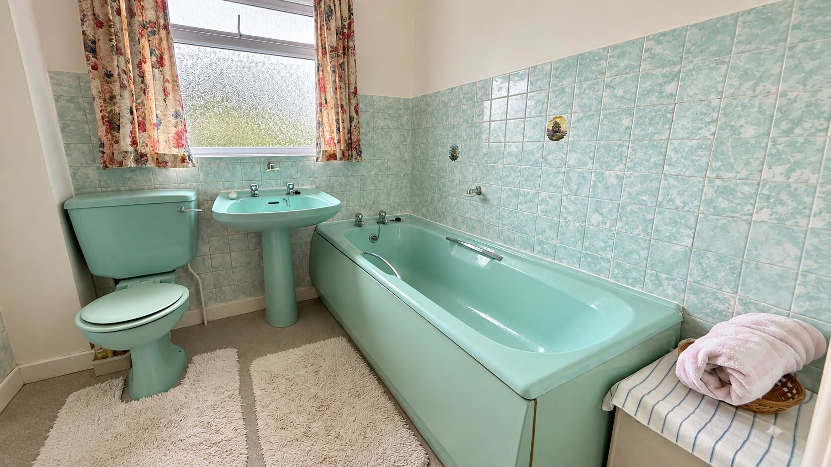 Peterborough Close, Macclesfield, photo 15