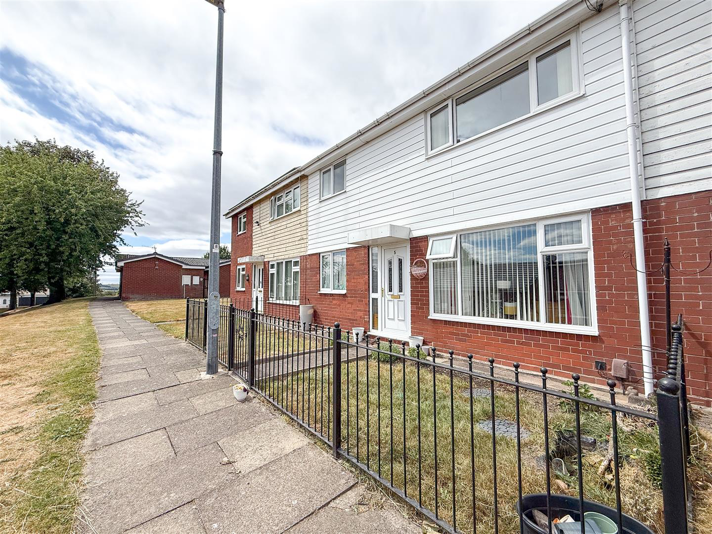 Shannon Drive, Goldenhill, ST6 5QT