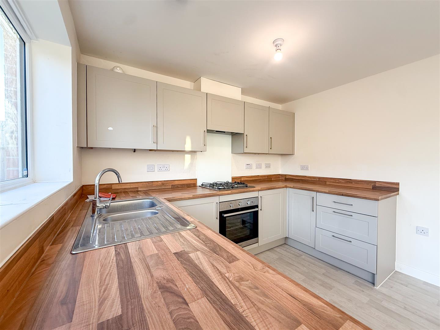 Buckthorn Drive, Stoke-On-Trent, photo 16