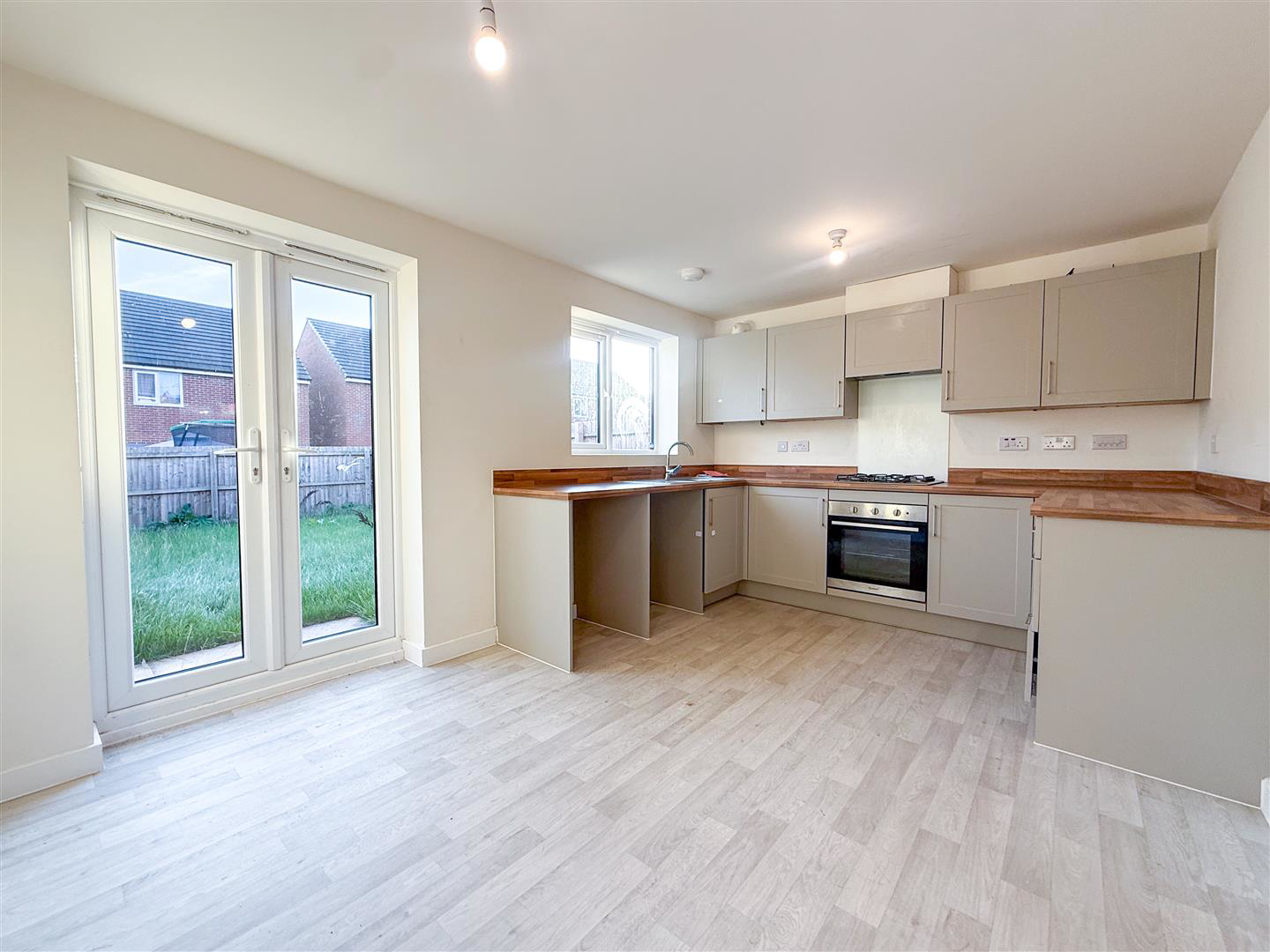 Buckthorn Drive, Stoke-On-Trent, photo 11