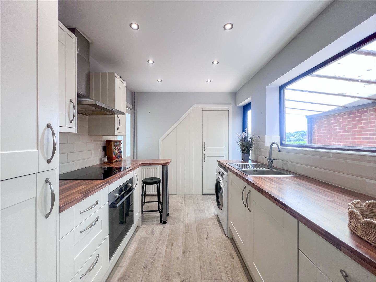 Parkside Crescent, Endon, ST9 9HY, photo 4