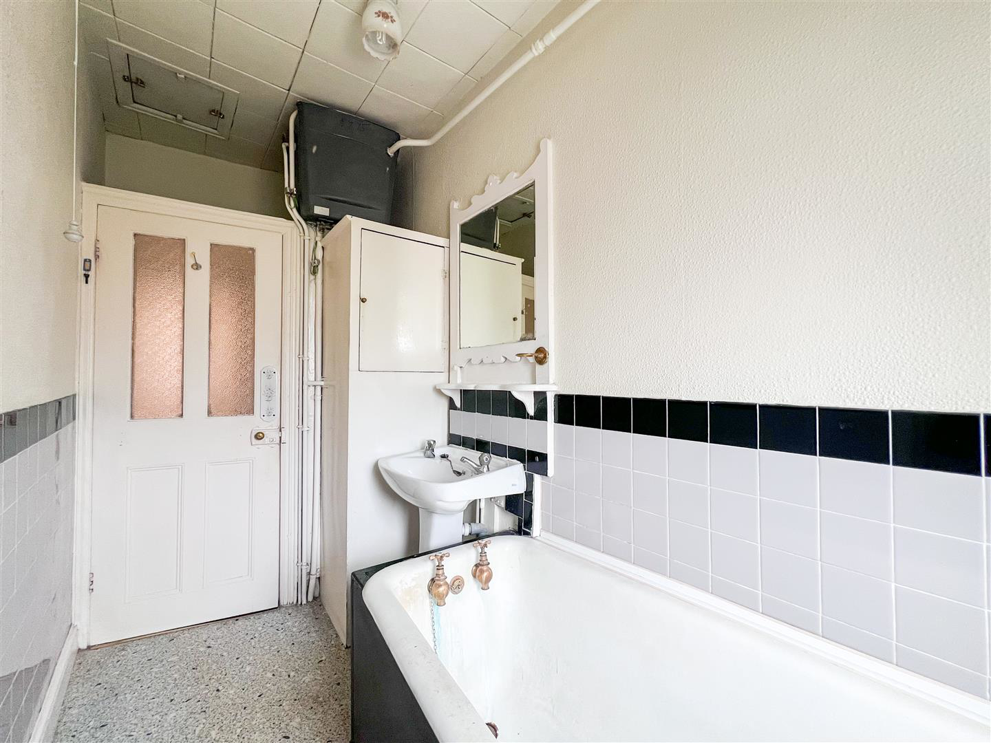 Ball Haye Green, Leek, ST13 6BA, photo 11