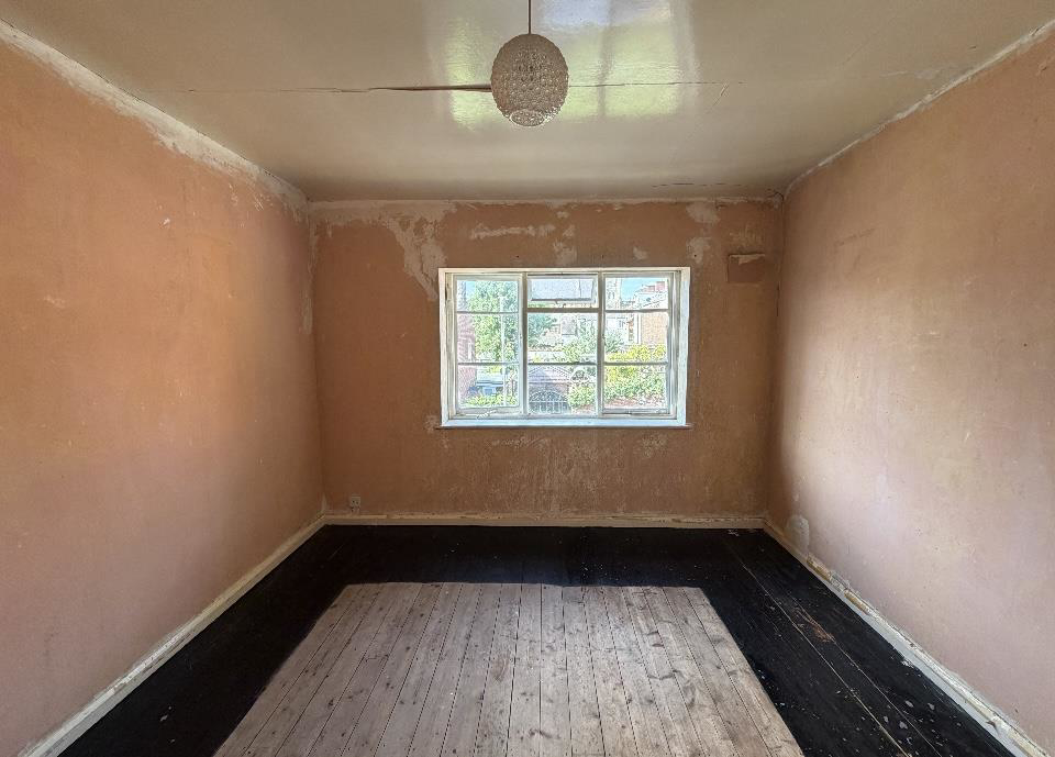 Albion Street, Leek, ST13 5NL, photo 3