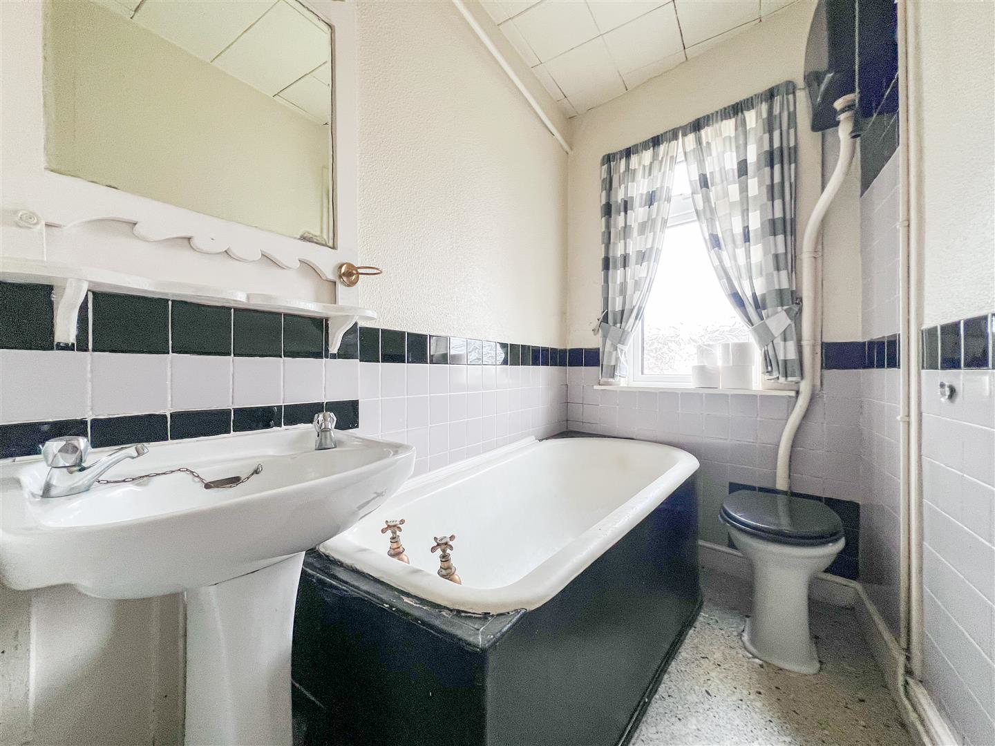 Ball Haye Green, Leek, ST13 6BA, photo 10