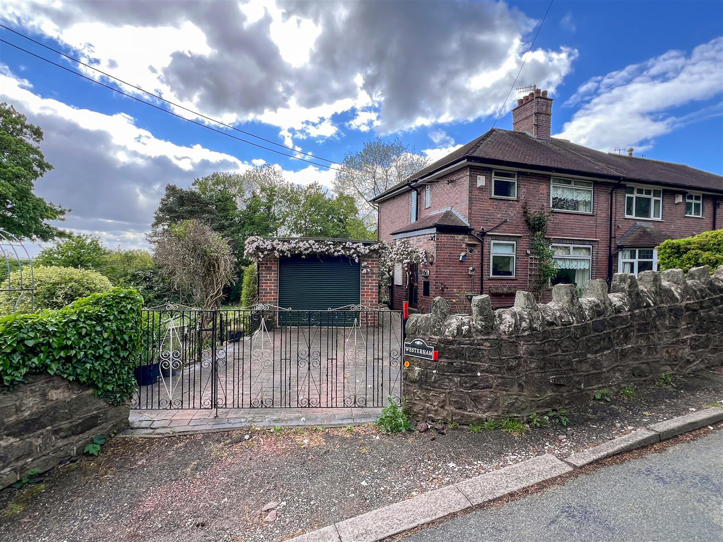 Moss Hill, Stockton Brook, ST9 9NW, photo 2