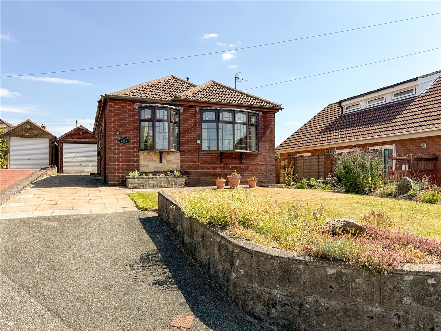 Overland Drive, Brown Edge, ST6 8RF
