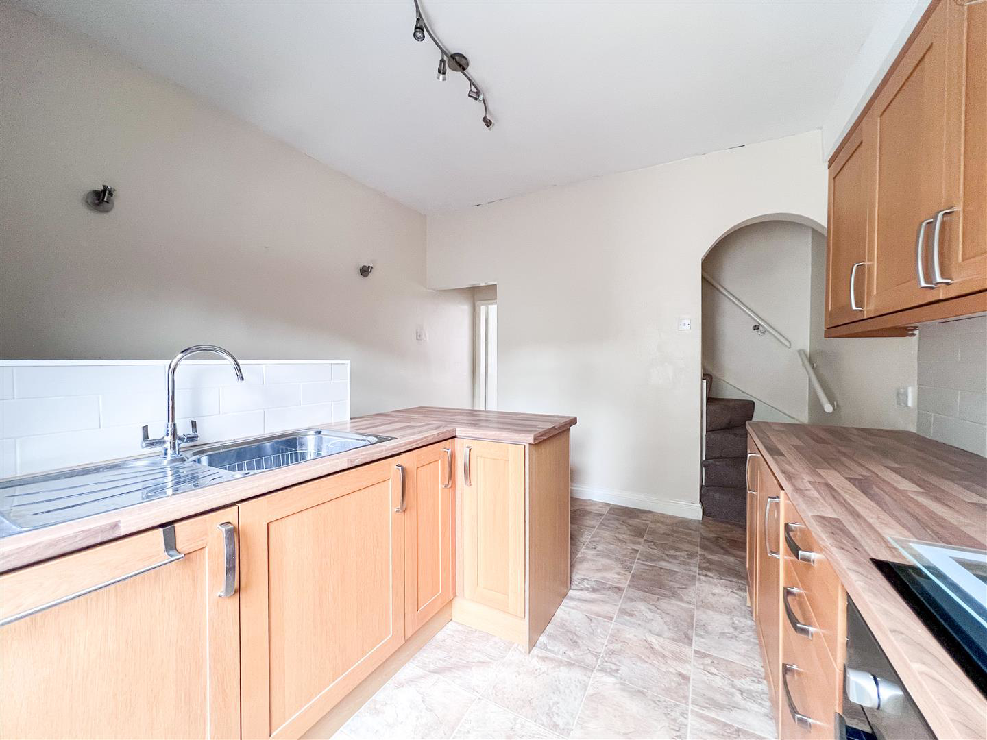 Grosvenor Street, Leek, ST13 5NA, photo 5