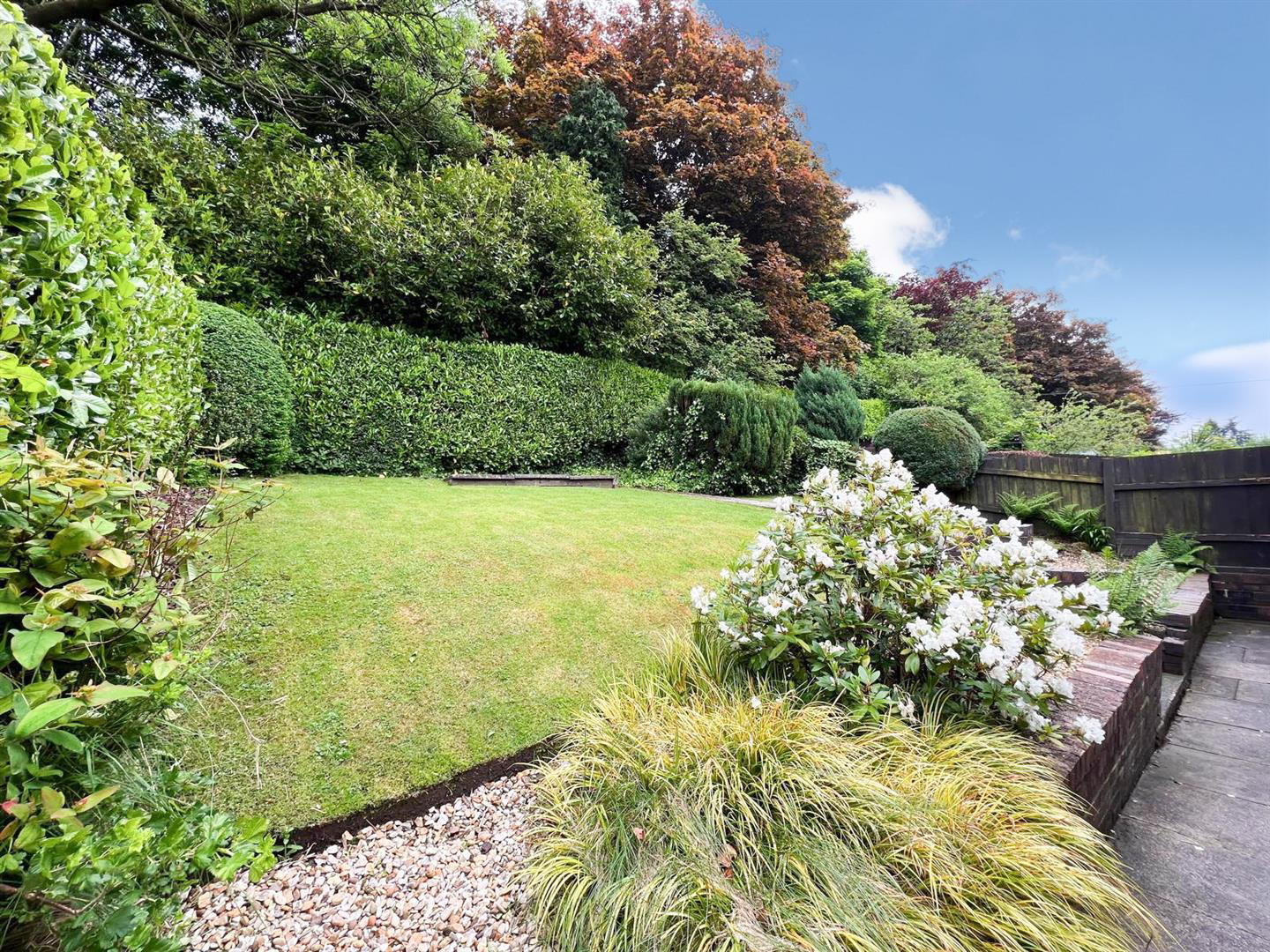 Windsor Drive, Leek, ST13 8EG, photo 2