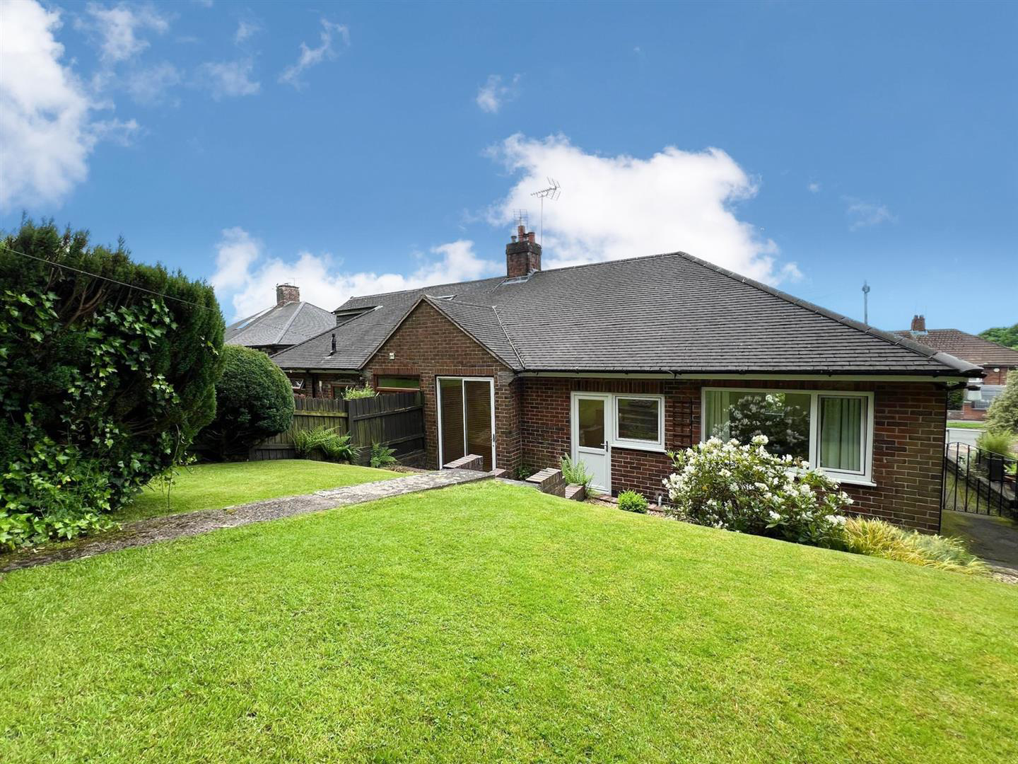 Windsor Drive, Leek, ST13 8EG, photo 17