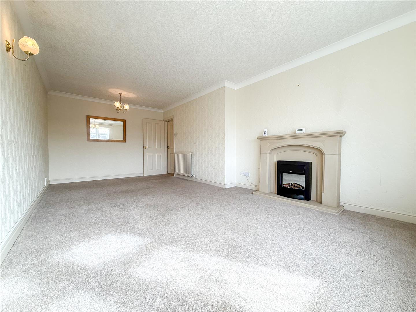 Dart Close, Biddulph, ST8 7HG, photo 2
