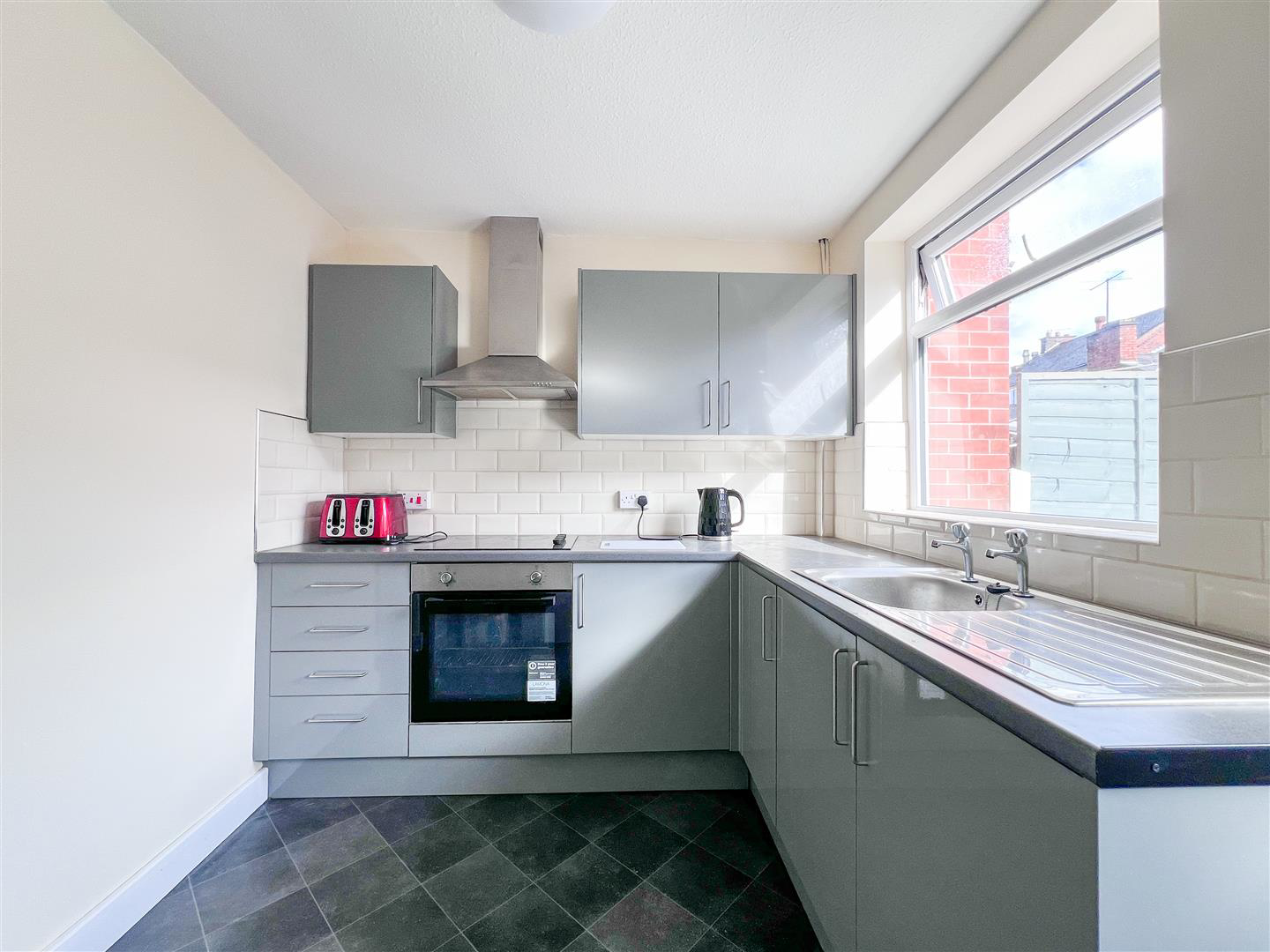 Brunswick Street, Leek, ST13 6LN, photo 6