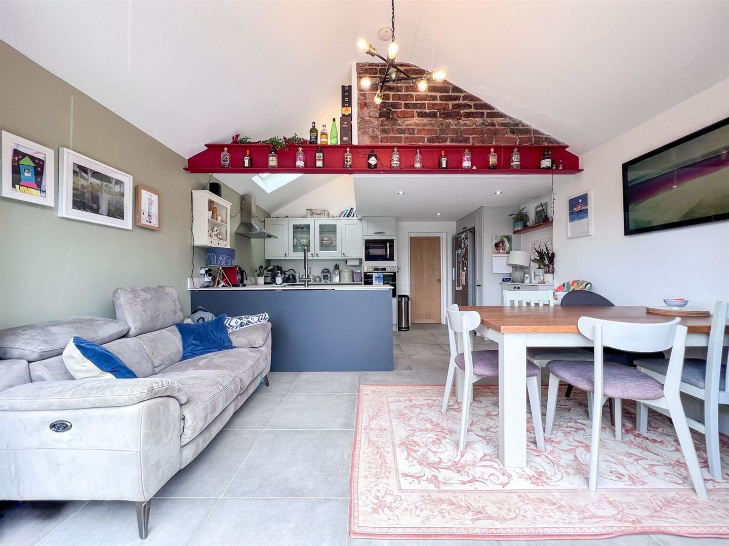 High Lane, Brown Edge, ST6 8QB, photo 4