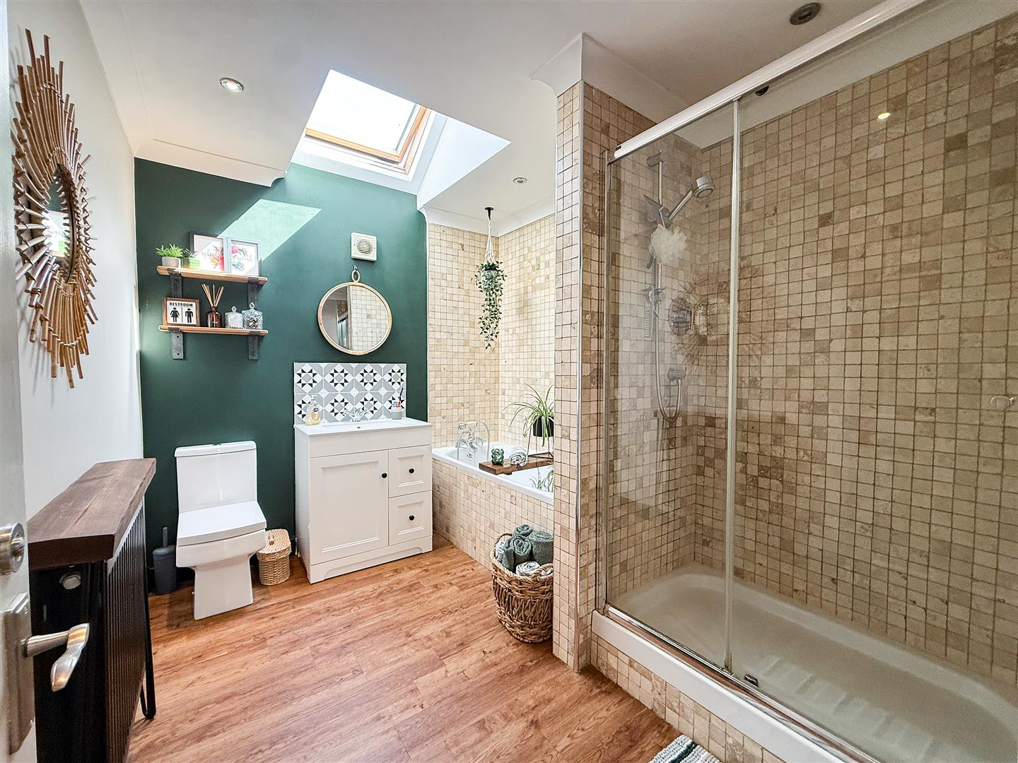 Long Lane, Harriseahead, ST7 4LQ, photo 18
