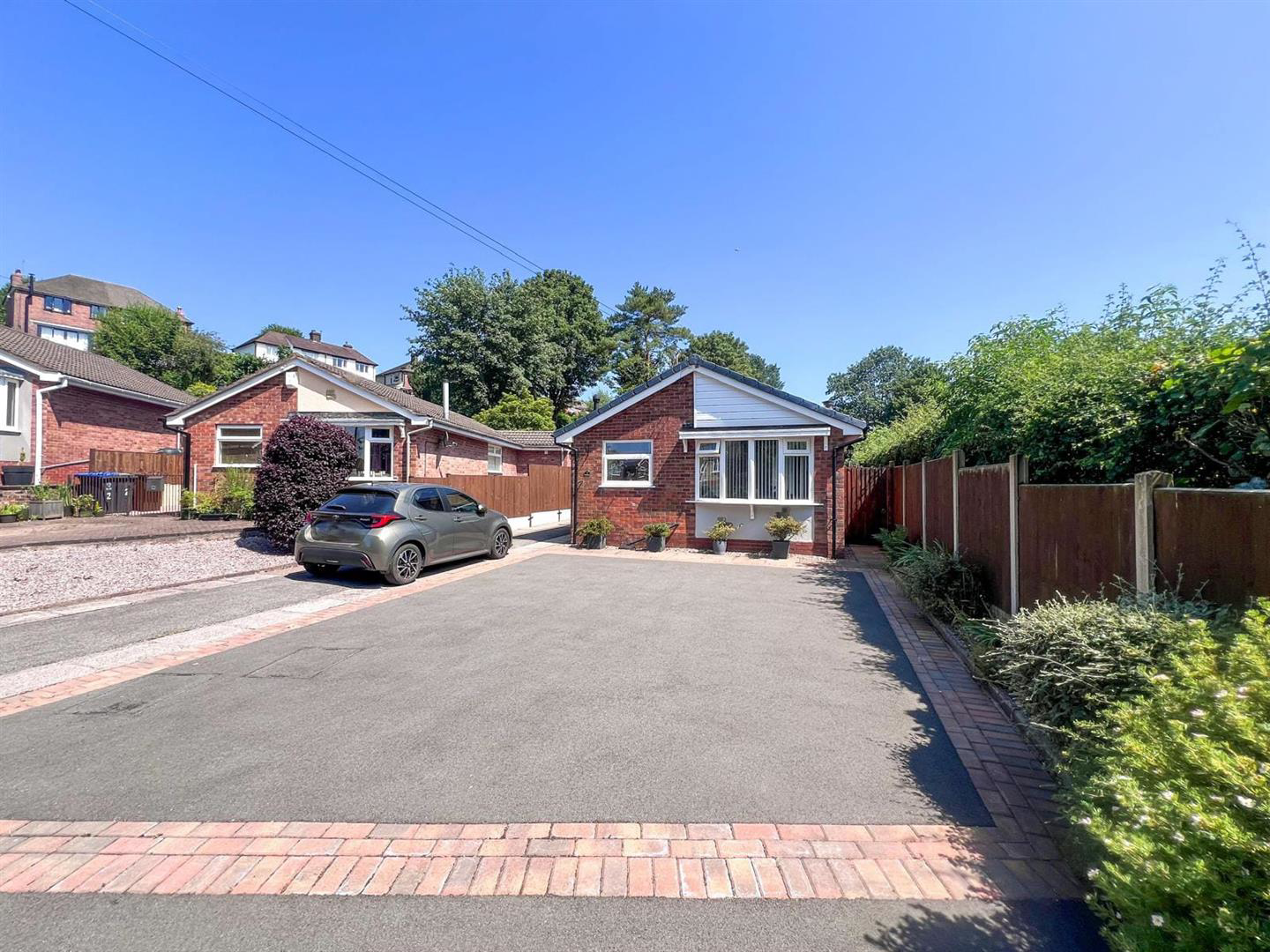 Westbourne Close, Leek, ST13 8EN