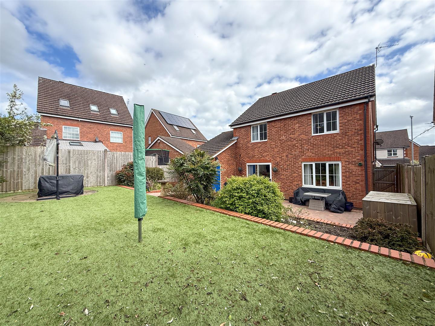 Woodpecker Drive, Packmoor, photo 29