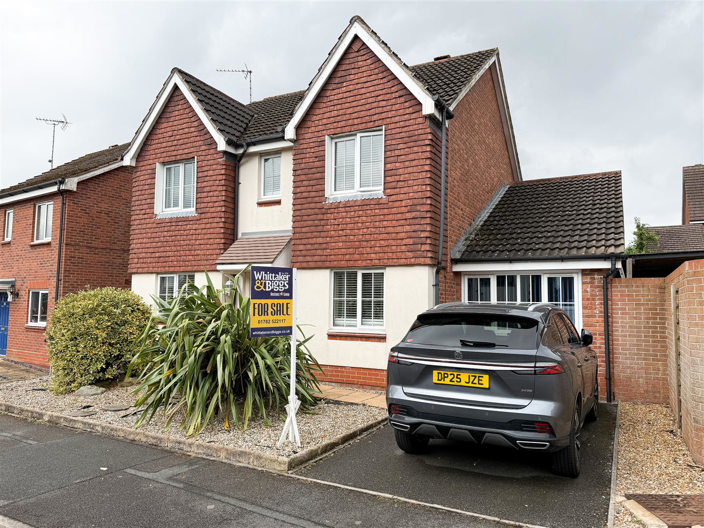Woodpecker Drive, Packmoor, photo 30