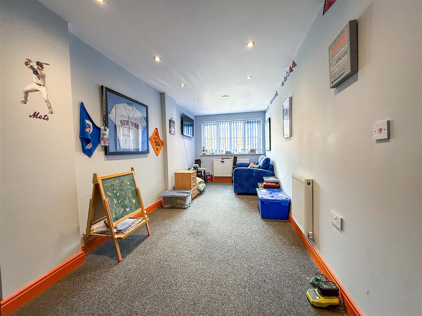 Woodpecker Drive, Packmoor, photo 14