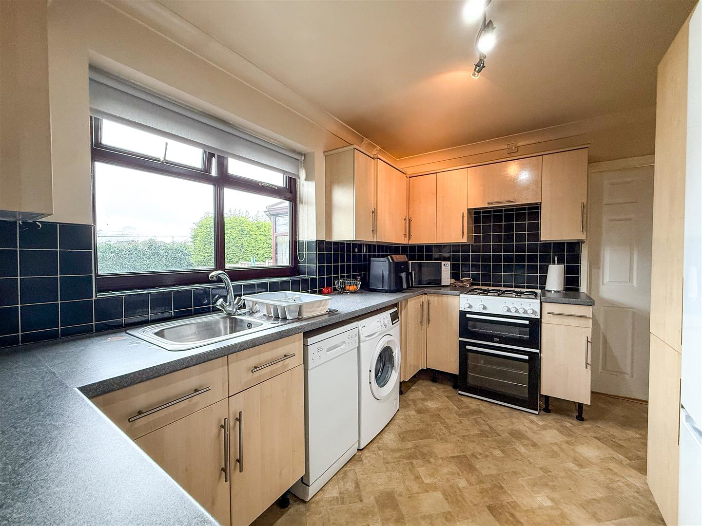 Jasmin Way, Packmoor, ST7 4UJ, photo 4
