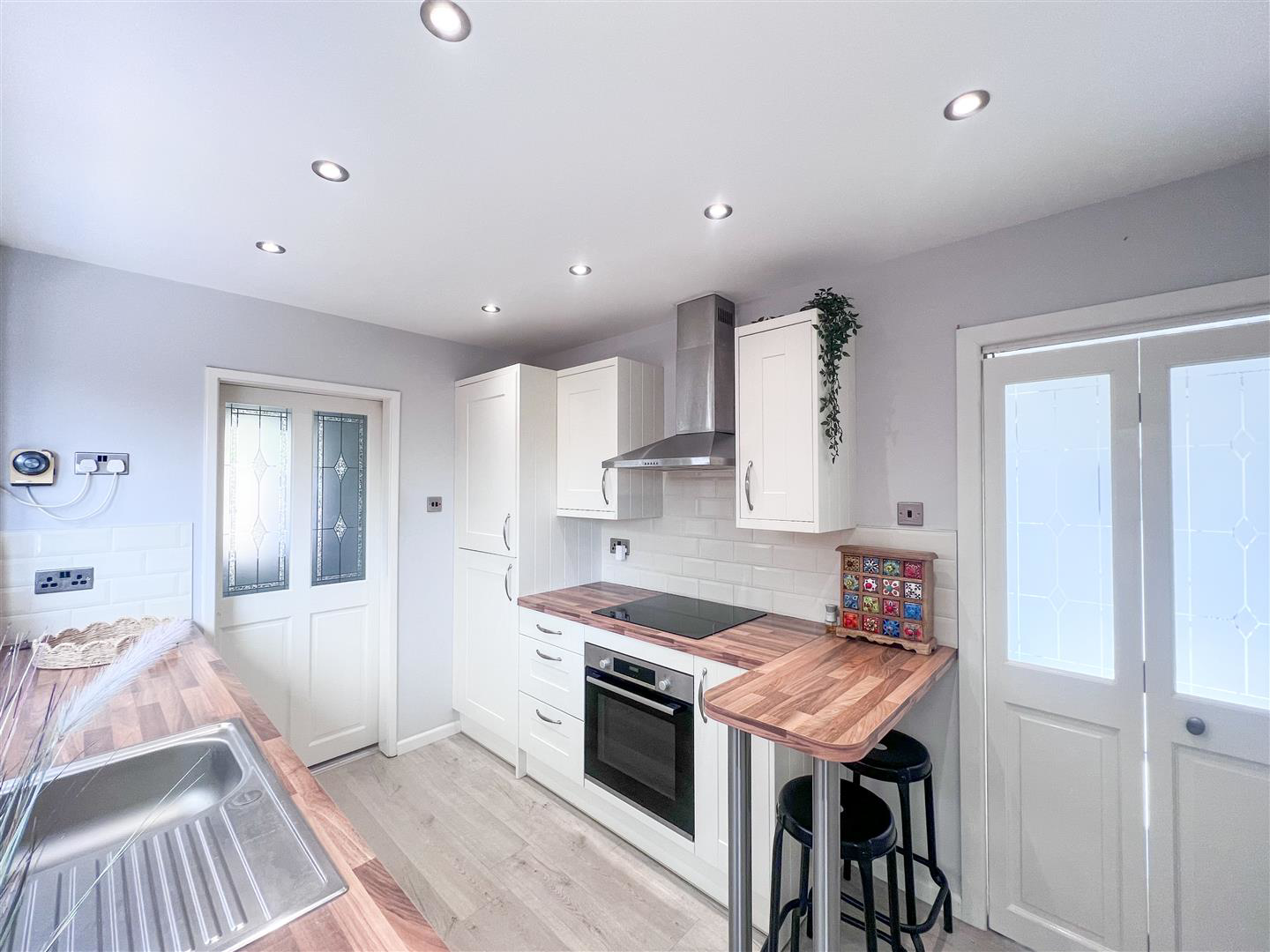 Parkside Crescent, Endon, ST9 9HY, photo 3