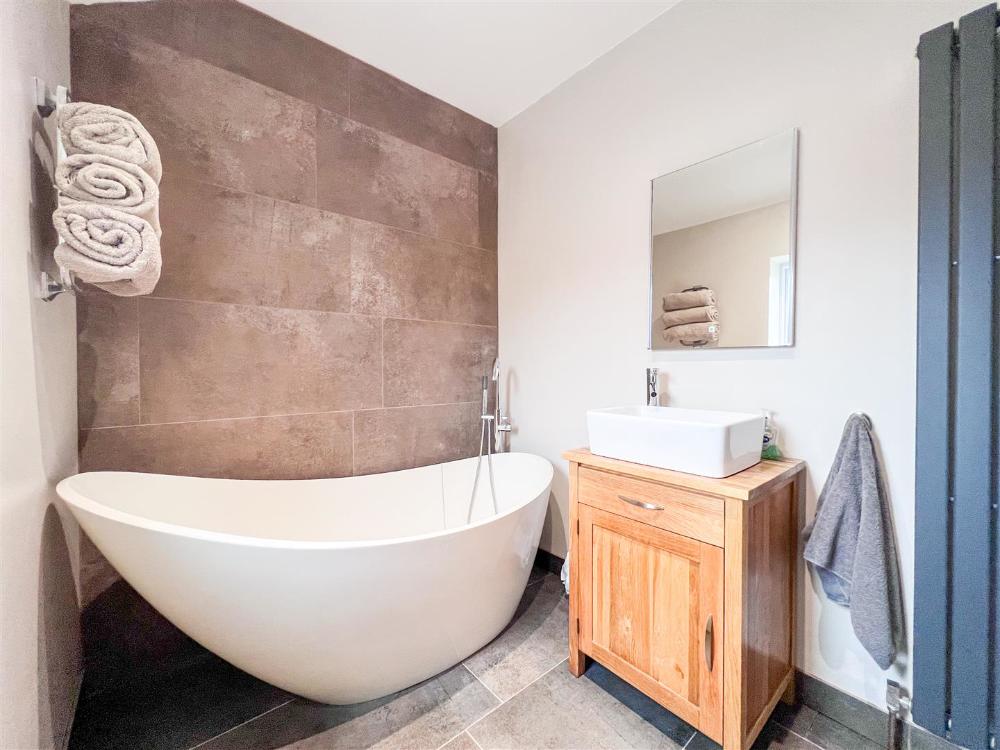 Leonard Drive, Brown Edge, ST6 8RZ, photo 17